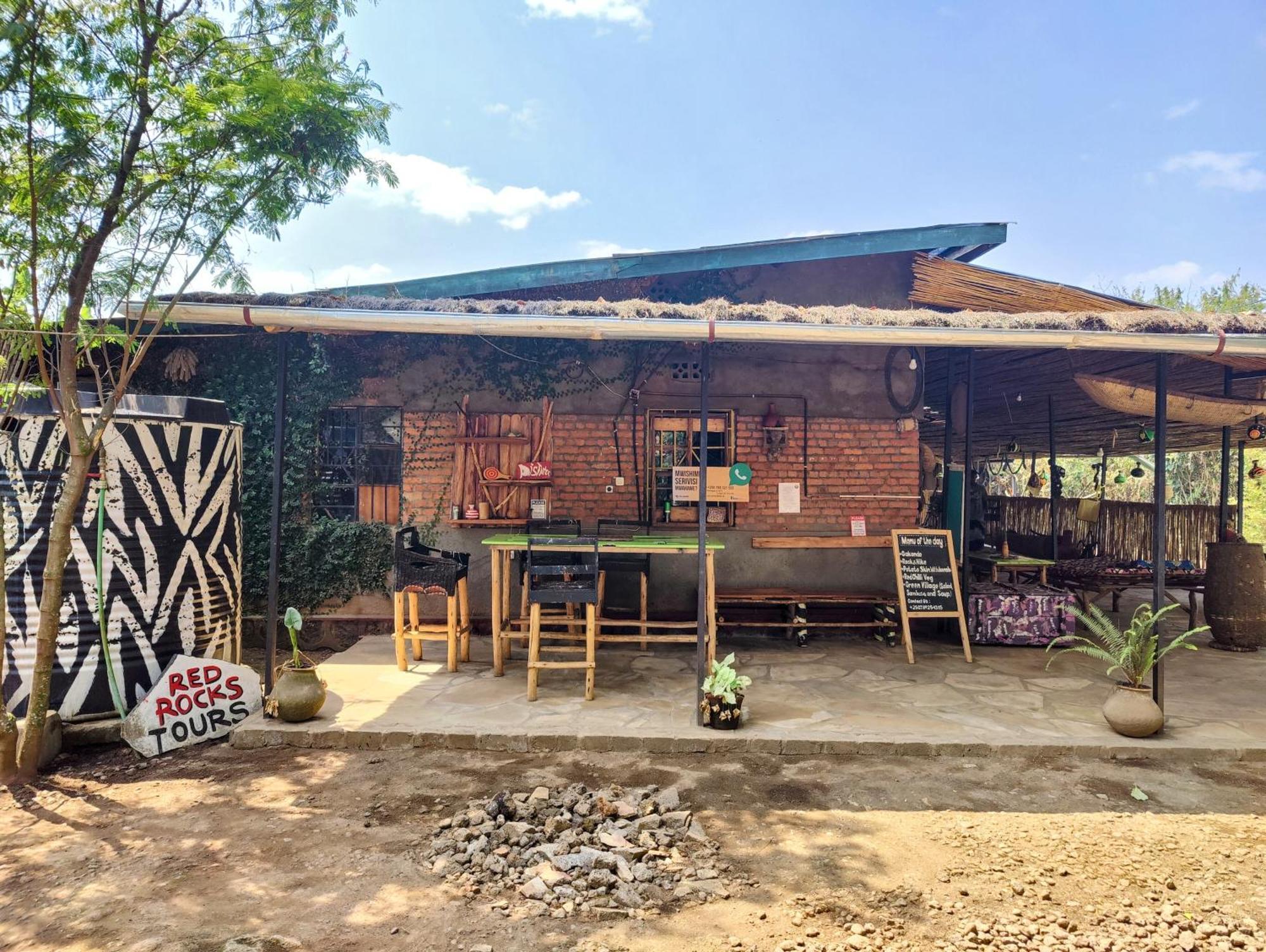 Red Rocks Rwanda - Campsite & Guesthouse Nyakinama Esterno foto